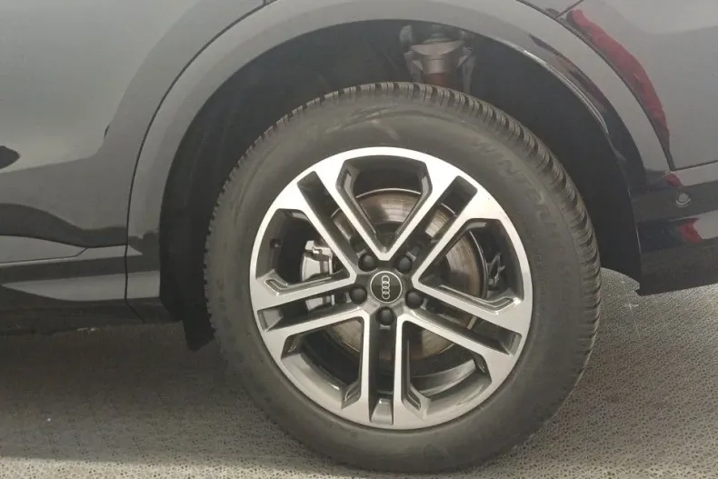 Audi Q5 din 2025 cu 3.000 km - oferta AUD177718 - foto 19