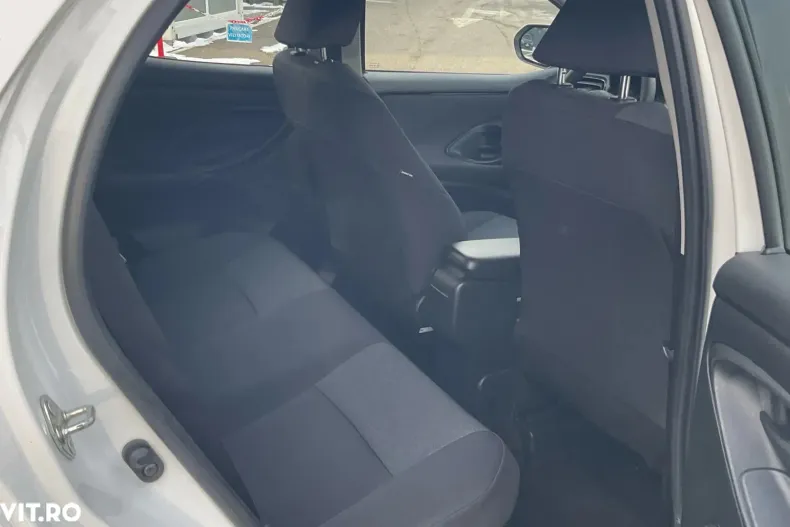 Toyota Yaris din 2022 cu 123.684 km - oferta TOY177719 - foto 13