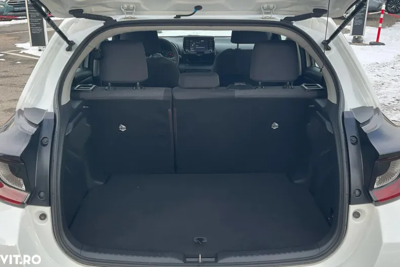 Toyota Yaris din 2022 cu 123.684 km - oferta TOY177719 - foto 16