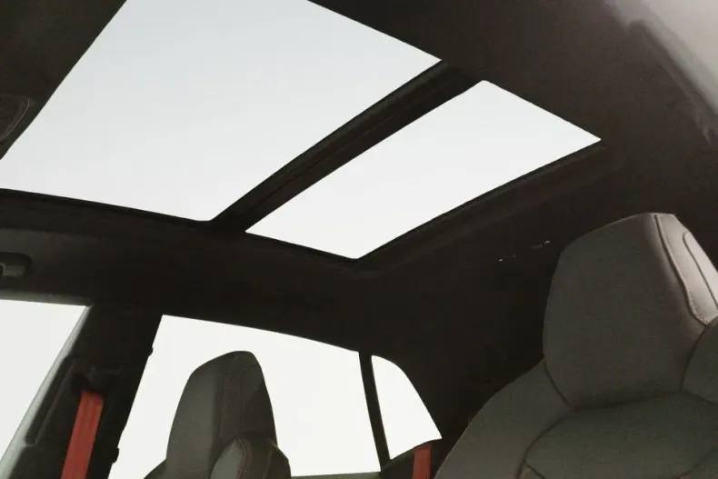 Audi Q8 din 2025 cu 2.000 km - oferta AUD177720 - foto 22