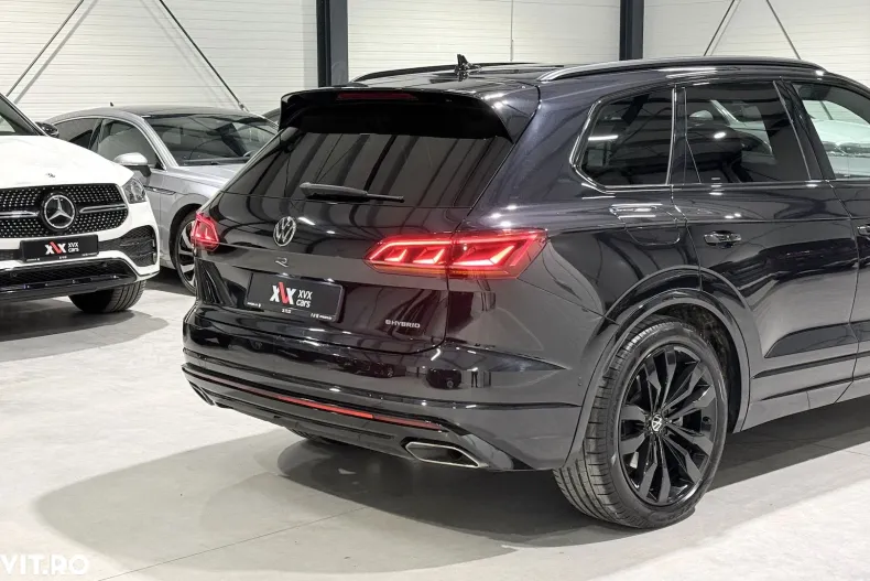 Volkswagen Touareg din 2022 cu 119.820 km - oferta VOL177733 - foto 14