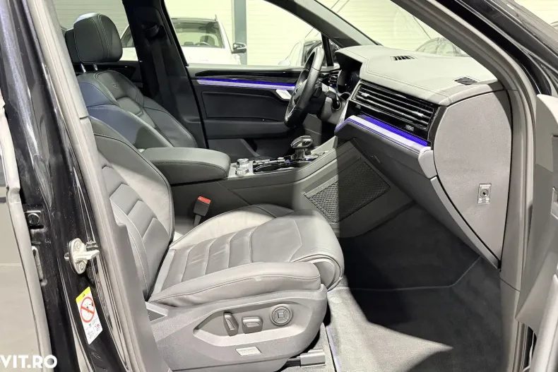 Volkswagen Touareg din 2022 cu 119.820 km - oferta VOL177733 - foto 22