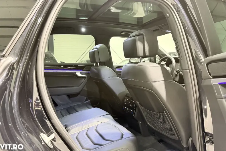 Volkswagen Touareg din 2022 cu 119.820 km - oferta VOL177733 - foto 25