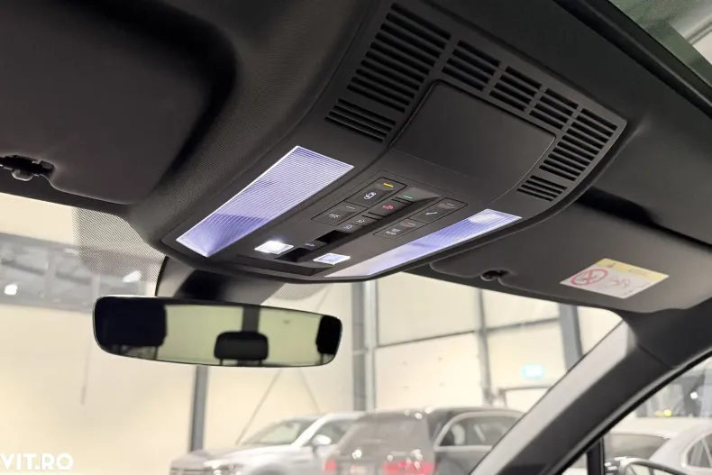 Volkswagen Touareg din 2022 cu 119.820 km - oferta VOL177733 - foto 36