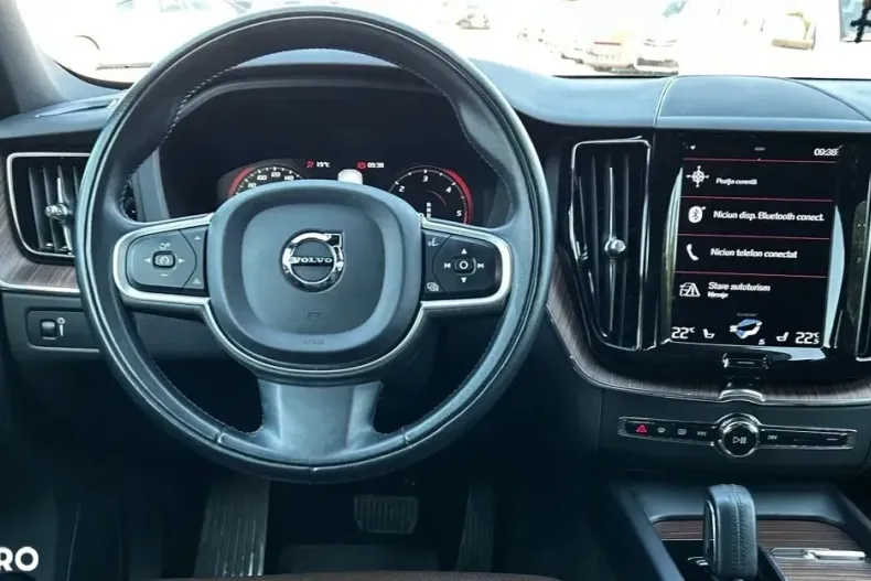 Volvo XC60 din 2020 cu 97.035 km - oferta VOL177738 - foto 6