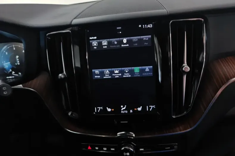 Volvo XC60 din 2020 cu 97.035 km - oferta VOL177738 - foto 13