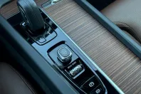 Volvo XC60 din 2020 cu 97.035 km - oferta VOL177738 - foto 15