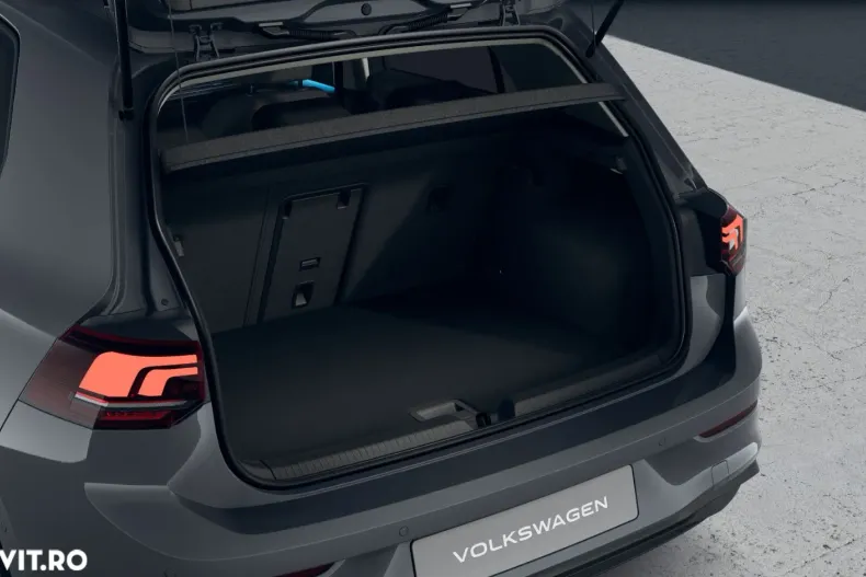 Volkswagen Golf din 2026 cu 5 km - oferta VOL177742 - foto 9