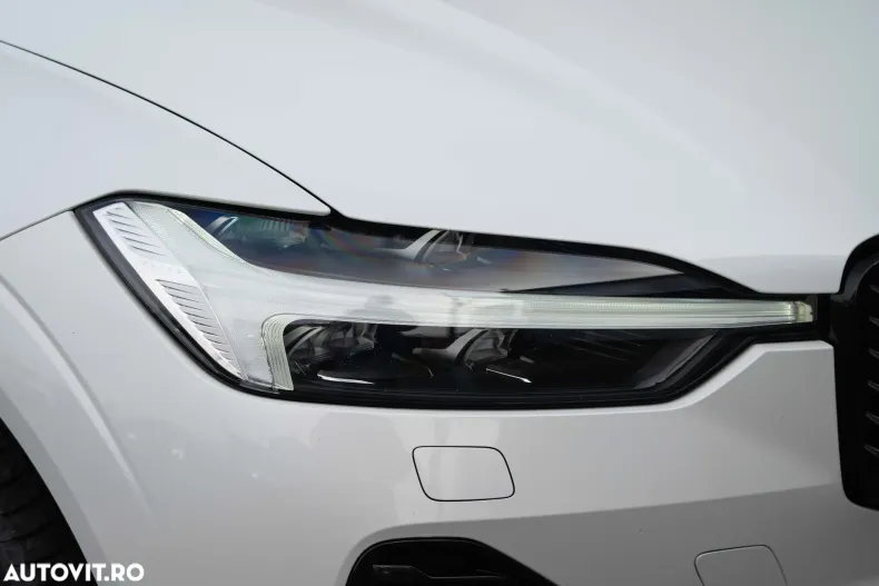Volvo XC60 din 2021 cu 151.094 km - oferta VOL177745 - foto 11
