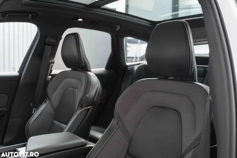 Volvo XC60 din 2021 cu 151.094 km - oferta VOL177745 - foto 21