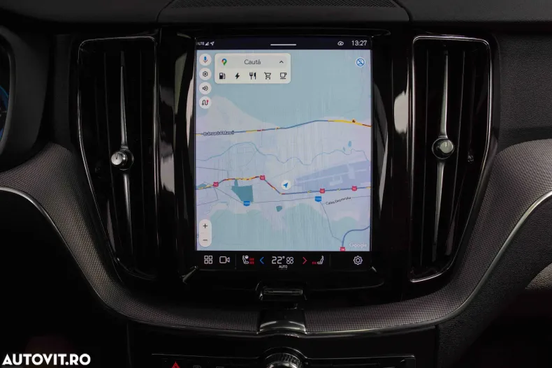 Volvo XC60 din 2021 cu 151.094 km - oferta VOL177745 - foto 34