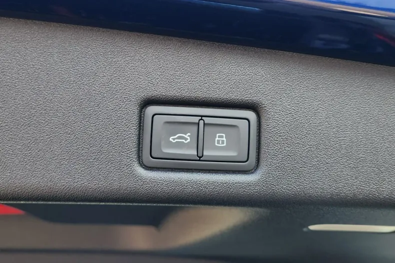 Audi Q5 din 2025 cu 10 km - oferta AUD177748 - foto 11