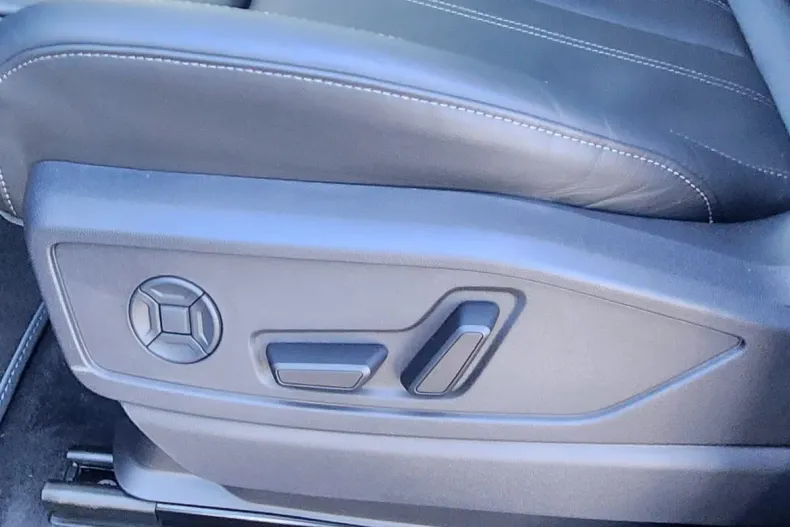 Audi Q5 din 2025 cu 10 km - oferta AUD177748 - foto 15