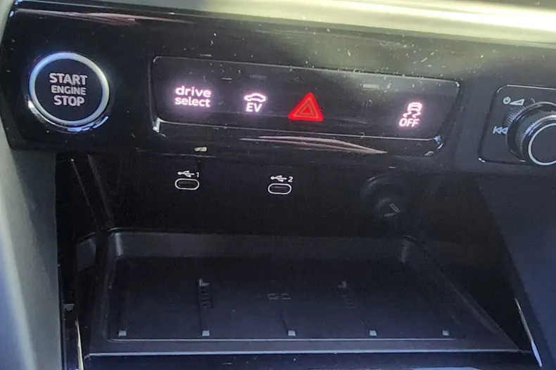 Audi Q5 din 2025 cu 10 km - oferta AUD177748 - foto 26