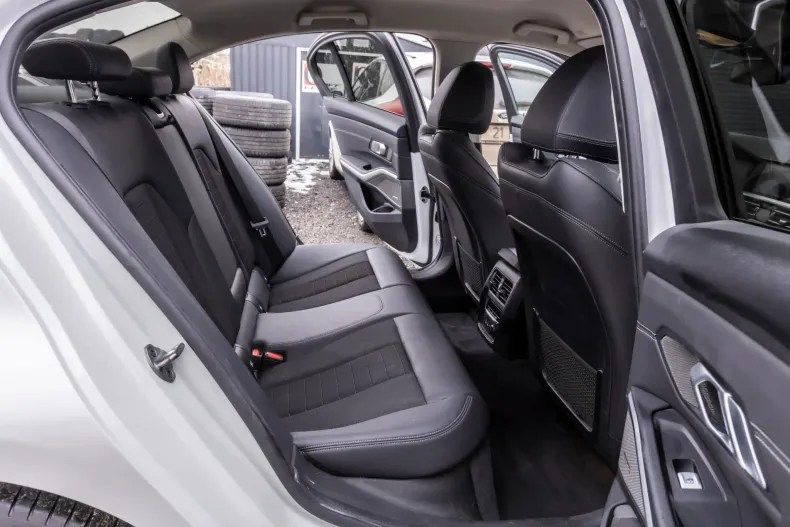 BMW Seria 3 din 2020 cu 108.000 km - oferta BMW177749 - foto 6