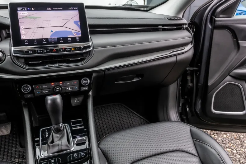 Jeep Compass din 2023 cu 34.000 km - oferta JEE177750 - foto 18