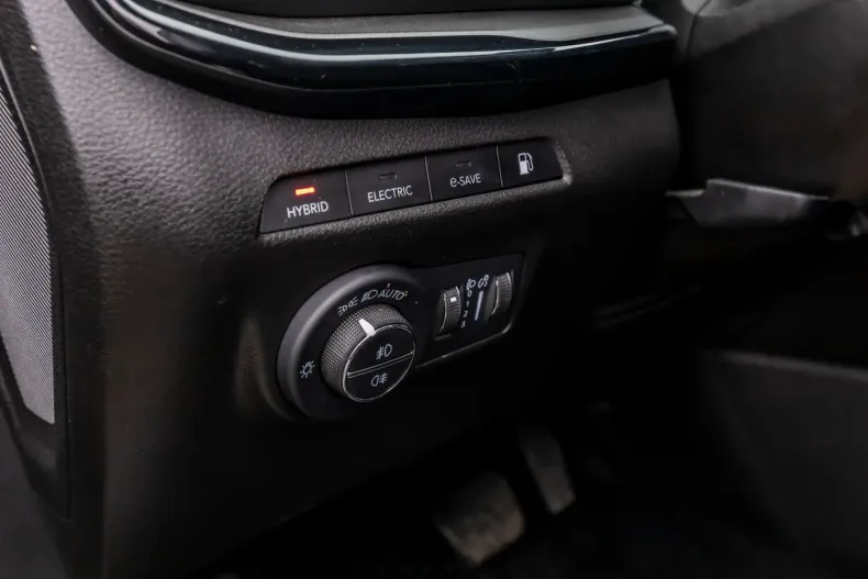 Jeep Compass din 2023 cu 34.000 km - oferta JEE177750 - foto 22