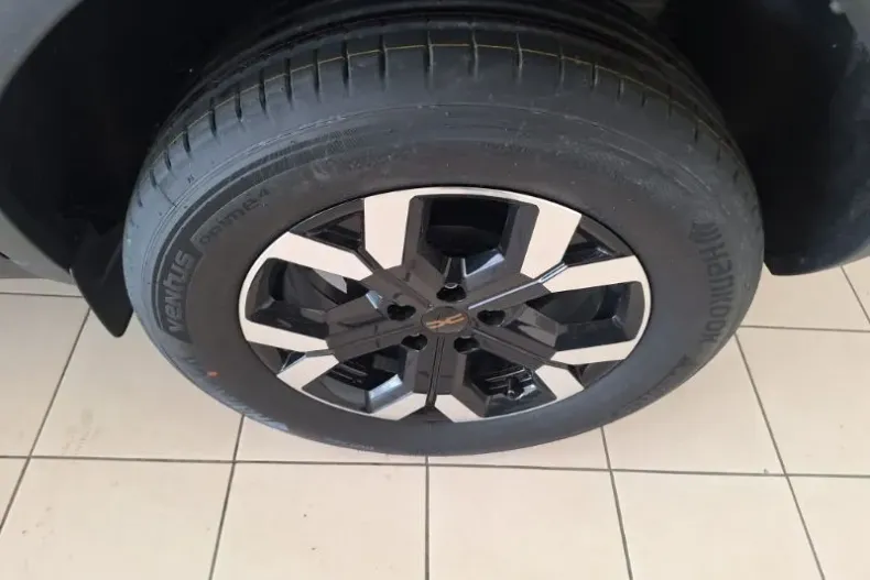 Dacia Duster din 2026 cu 6 km - oferta DAC177772 - foto 5