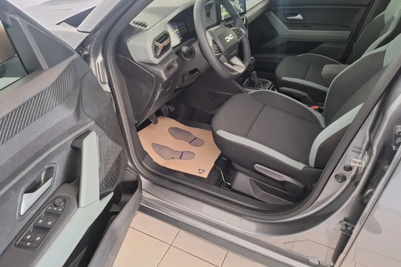Dacia Duster din 2026 cu 6 km - oferta DAC177772 - foto 25