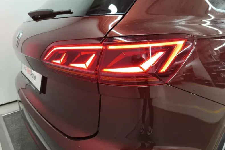 Volkswagen Touareg din 2020 cu 150.000 km - oferta VOL177773 - foto 8