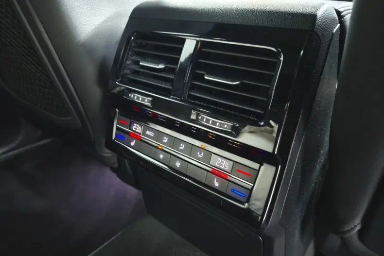 Volkswagen Touareg din 2020 cu 150.000 km - oferta VOL177773 - foto 16