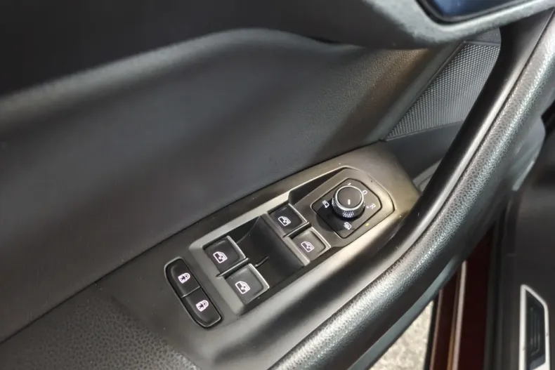 Volkswagen Touareg din 2020 cu 150.000 km - oferta VOL177773 - foto 21