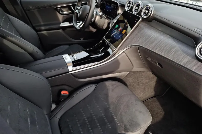 Mercedes-Benz GLC din 2024 cu 18.305 km - oferta MER177778 - foto 13