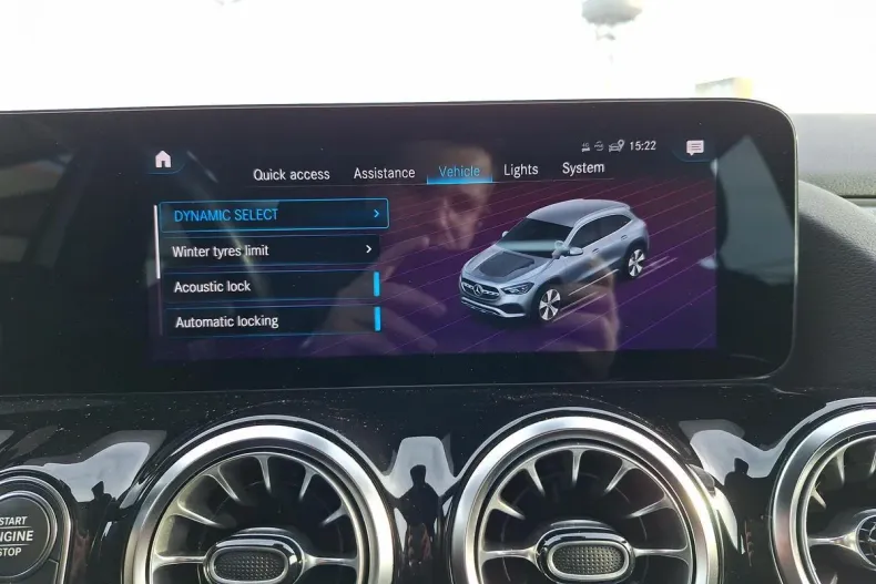 Mercedes-Benz GLA din 2021 cu 49.355 km - oferta MER177779 - foto 22