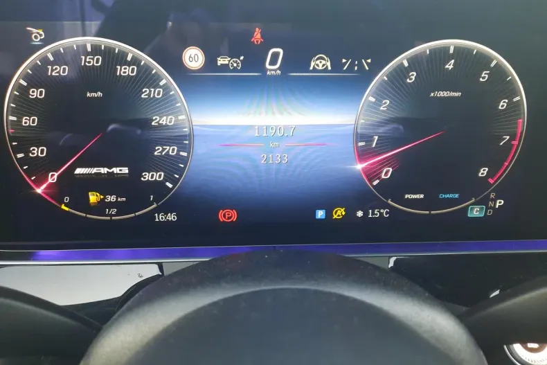 Mercedes-Benz AMG GT 4-door Coupe din 2024 cu 2.132 km - oferta MER177783 - foto 18