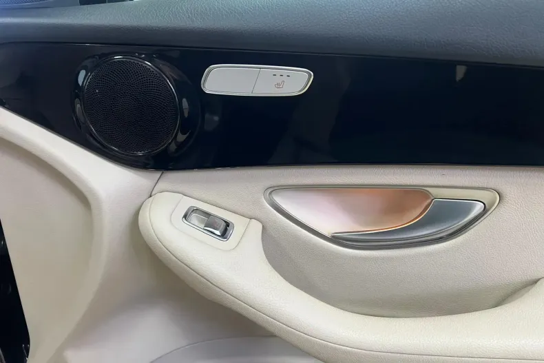 Mercedes-Benz GLC Coupe din 2021 cu 160.000 km - oferta MER177785 - foto 17