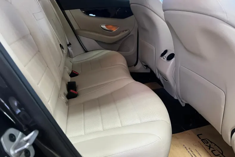 Mercedes-Benz GLC Coupe din 2021 cu 160.000 km - oferta MER177785 - foto 21