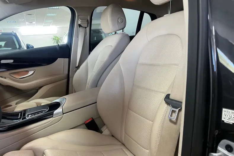 Mercedes-Benz GLC Coupe din 2021 cu 160.000 km - oferta MER177785 - foto 23