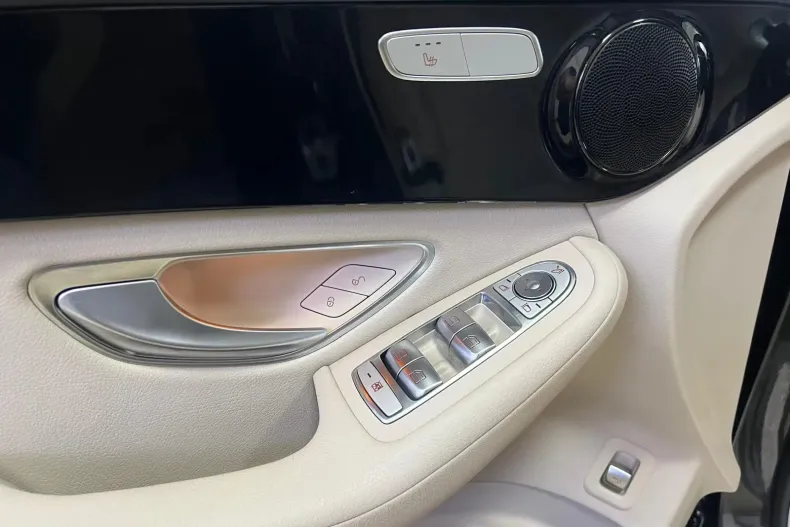 Mercedes-Benz GLC Coupe din 2021 cu 160.000 km - oferta MER177785 - foto 24