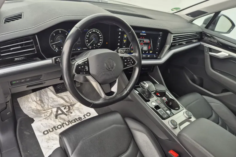 Volkswagen Touareg din 2021 cu 145.830 km - oferta VOL177791 - foto 9