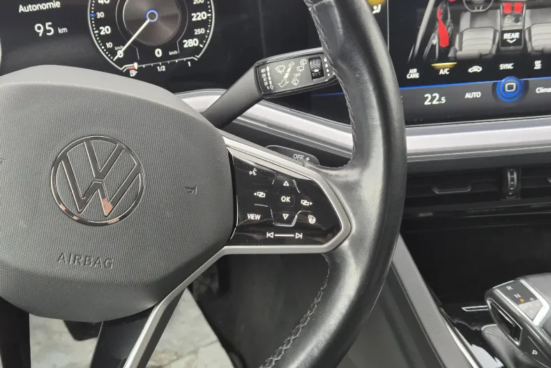 Volkswagen Touareg din 2021 cu 145.830 km - oferta VOL177791 - foto 19