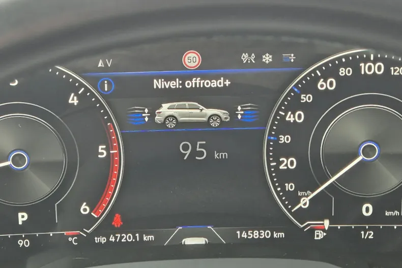 Volkswagen Touareg din 2021 cu 145.830 km - oferta VOL177791 - foto 29