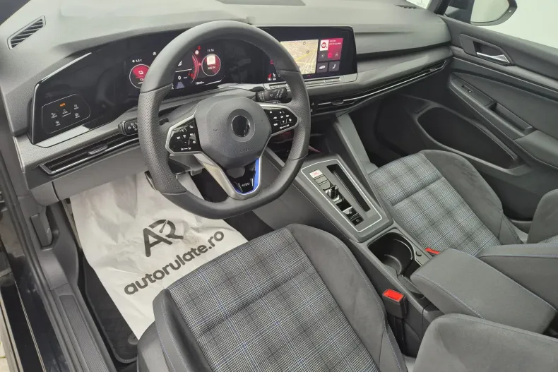 Volkswagen Golf din 2021 cu 73.040 km - oferta VOL177796 - foto 9