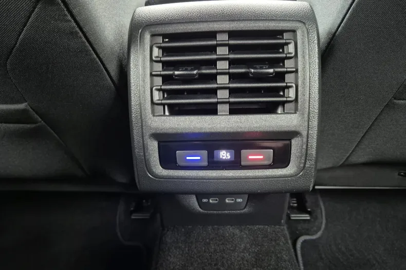 Volkswagen Golf din 2021 cu 73.040 km - oferta VOL177796 - foto 12