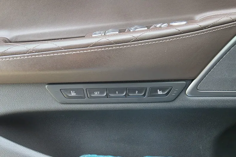 BMW Seria 7 din 2022 cu 80.247 km - oferta BMW177801 - foto 20