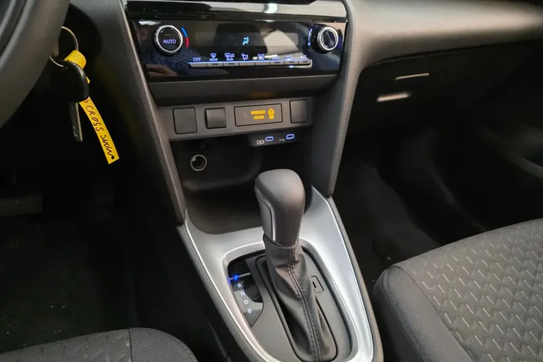 Toyota Yaris Cross din 2025 cu 10 km - oferta TOY177809 - foto 12