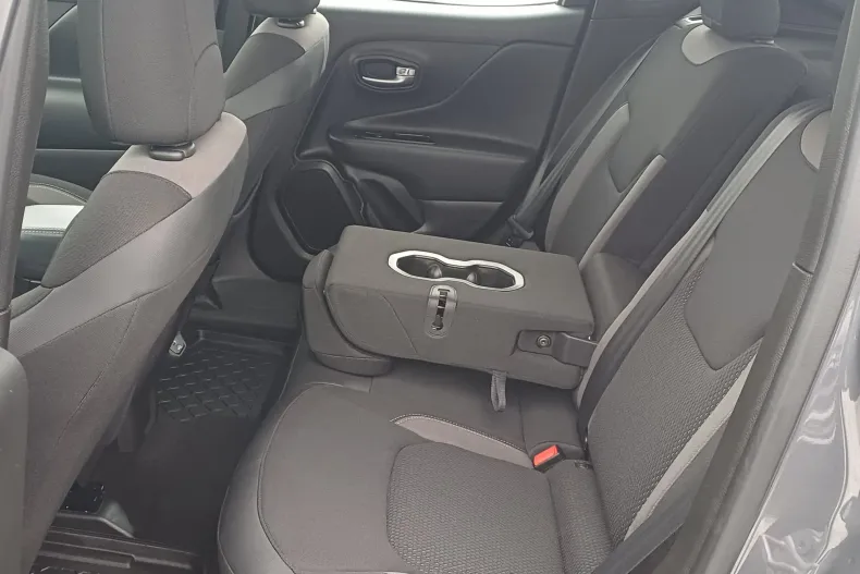 Jeep Renegade din 2022 cu 50.478 km - oferta JEE177810 - foto 8