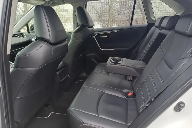 Toyota RAV4 din 2021 cu 118.567 km - oferta TOY177811 - foto 15