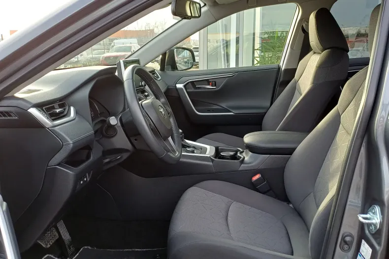 Toyota RAV4 din 2021 cu 31.841 km - oferta TOY177812 - foto 11