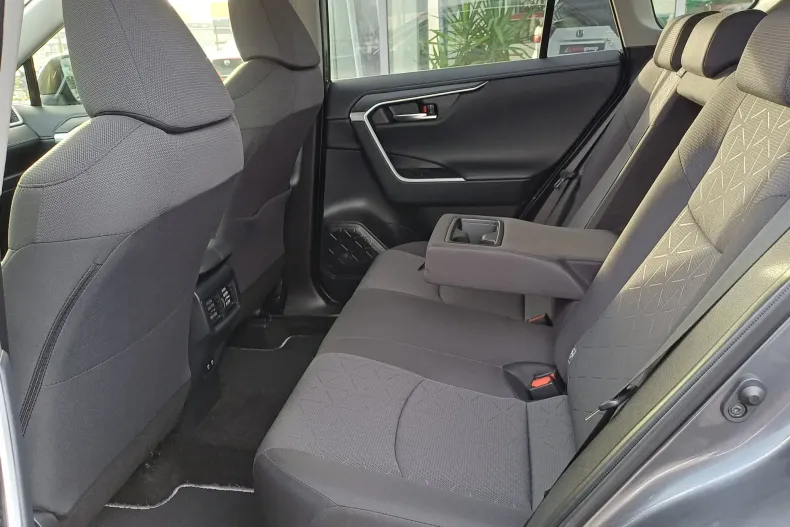 Toyota RAV4 din 2021 cu 31.841 km - oferta TOY177812 - foto 12