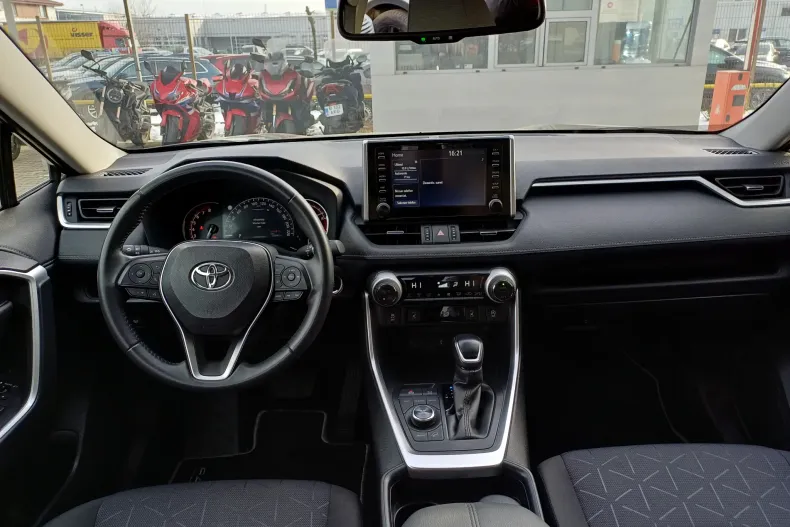 Toyota RAV4 din 2021 cu 31.841 km - oferta TOY177812 - foto 13