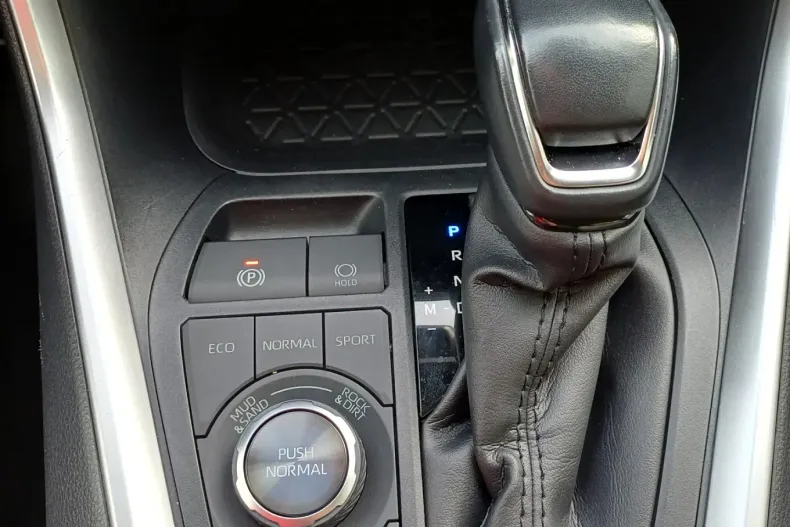 Toyota RAV4 din 2021 cu 31.841 km - oferta TOY177812 - foto 17