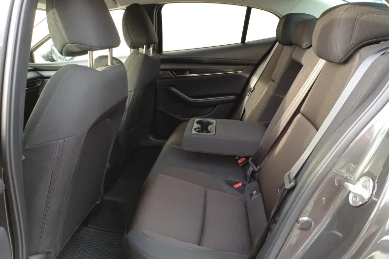 Mazda 3 din 2025 cu 3.474 km - oferta MAZ177813 - foto 12