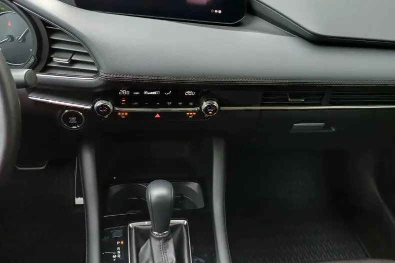 Mazda 3 din 2025 cu 3.474 km - oferta MAZ177813 - foto 14