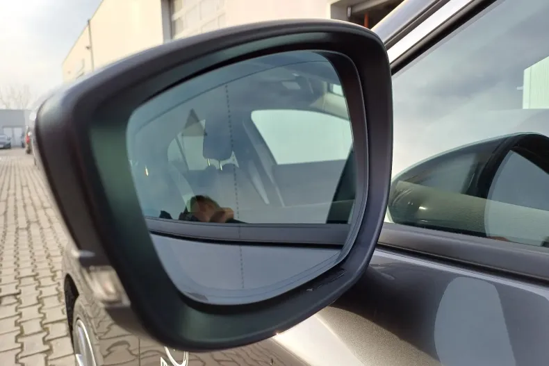 Mazda 3 din 2025 cu 3.474 km - oferta MAZ177813 - foto 20