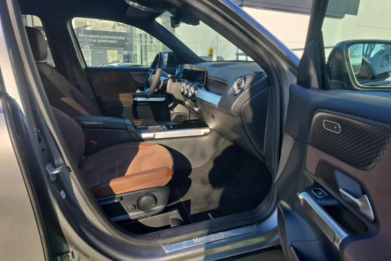 Mercedes-Benz GLB din 2025 cu 14.000 km - oferta MER177819 - foto 13